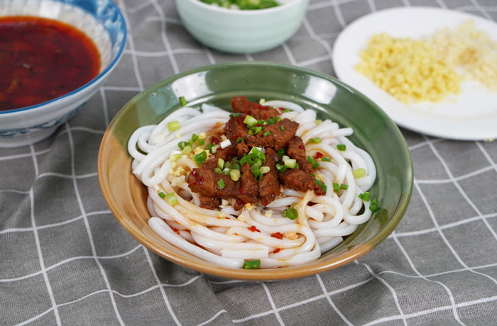 周矶办事处肉臊子粉培训